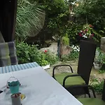 Alabastrom Panzio Es Etterem Bed & Breakfast