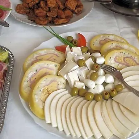 Bed & Breakfast Alabastrom Panzio Es Etterem Bogacs
