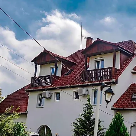 Alabastrom Panzio Es Etterem Frühstückspension 3*