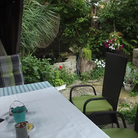 Alabastrom Panzio Es Etterem Bed & Breakfast