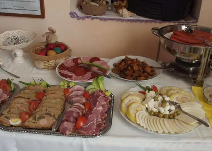 B&B Alabastrom Panzio Es Etterem 3*